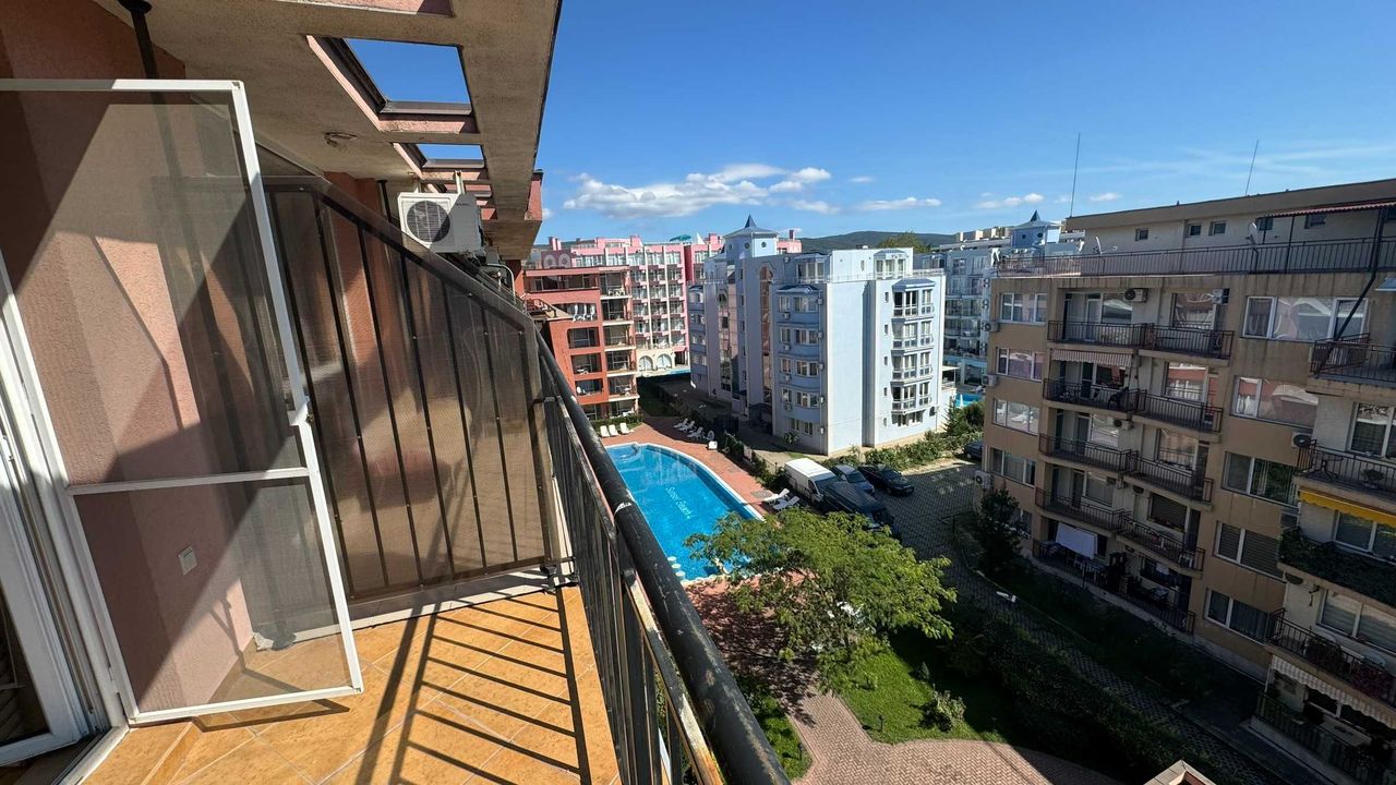 Продава се Едностаен апартамент в к.к. Слънчев бряг - 46 кв.м за 1011 €/кв.м - Снимка #10