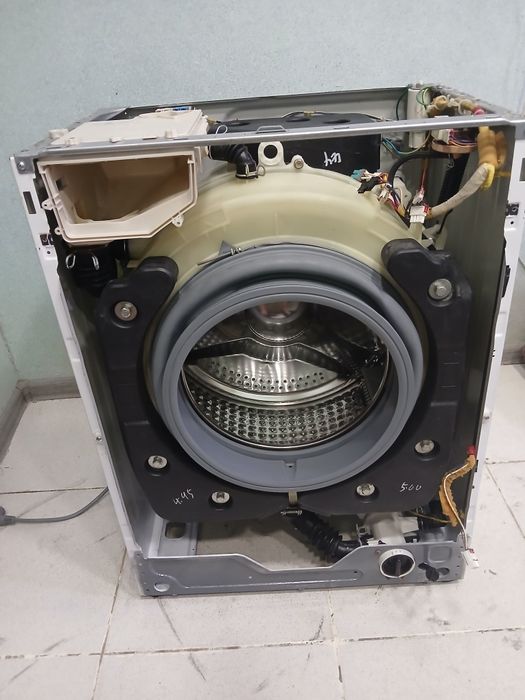 Samsung 6кг. В отличном состоянии