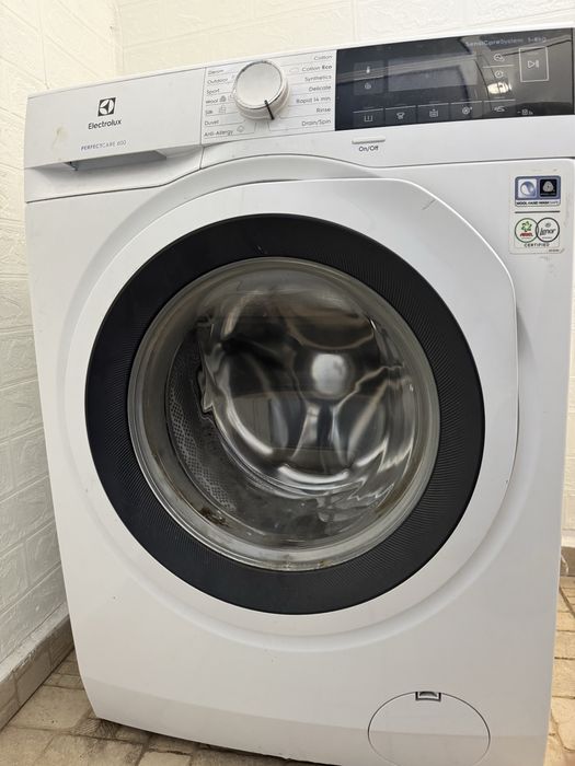 Пералня електролукс