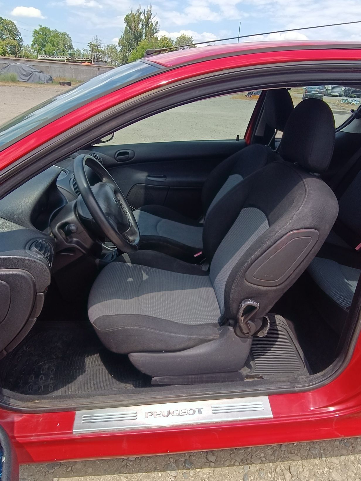 PEUGEOT 206 - 1.1 , 60 k.с