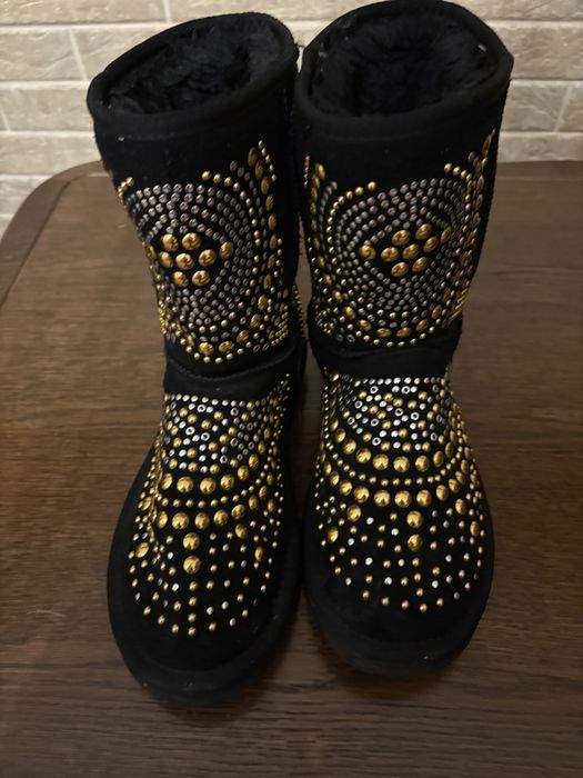 ghete UGG 39 noi