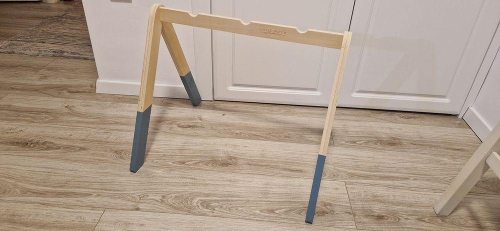 Cadru Centru de activitati bebelusi LITTLE DUTCH + Cadou 3 jucarii