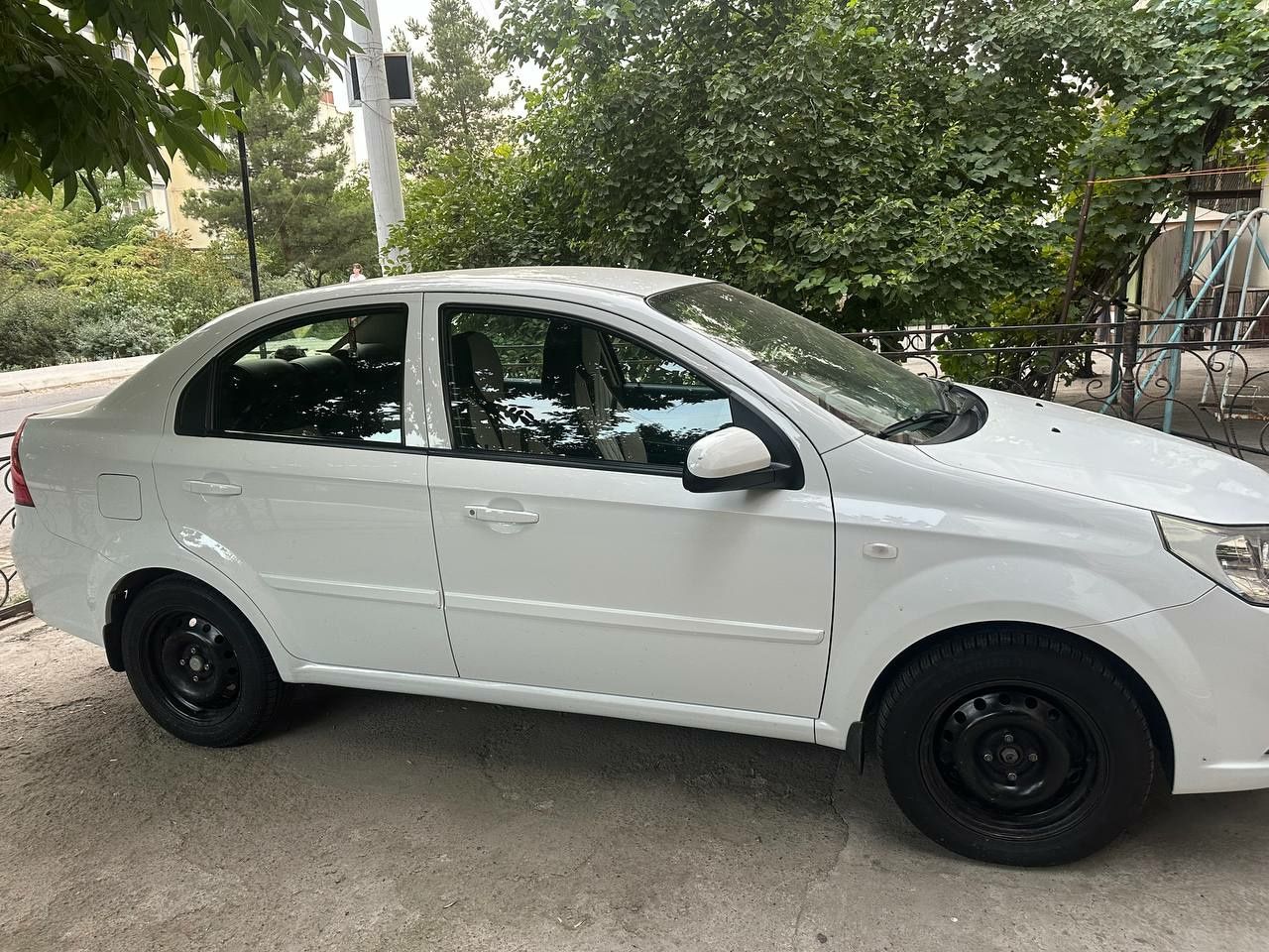 Neksia 3 evro aftomat ravon Nexia 3 Chevrolet