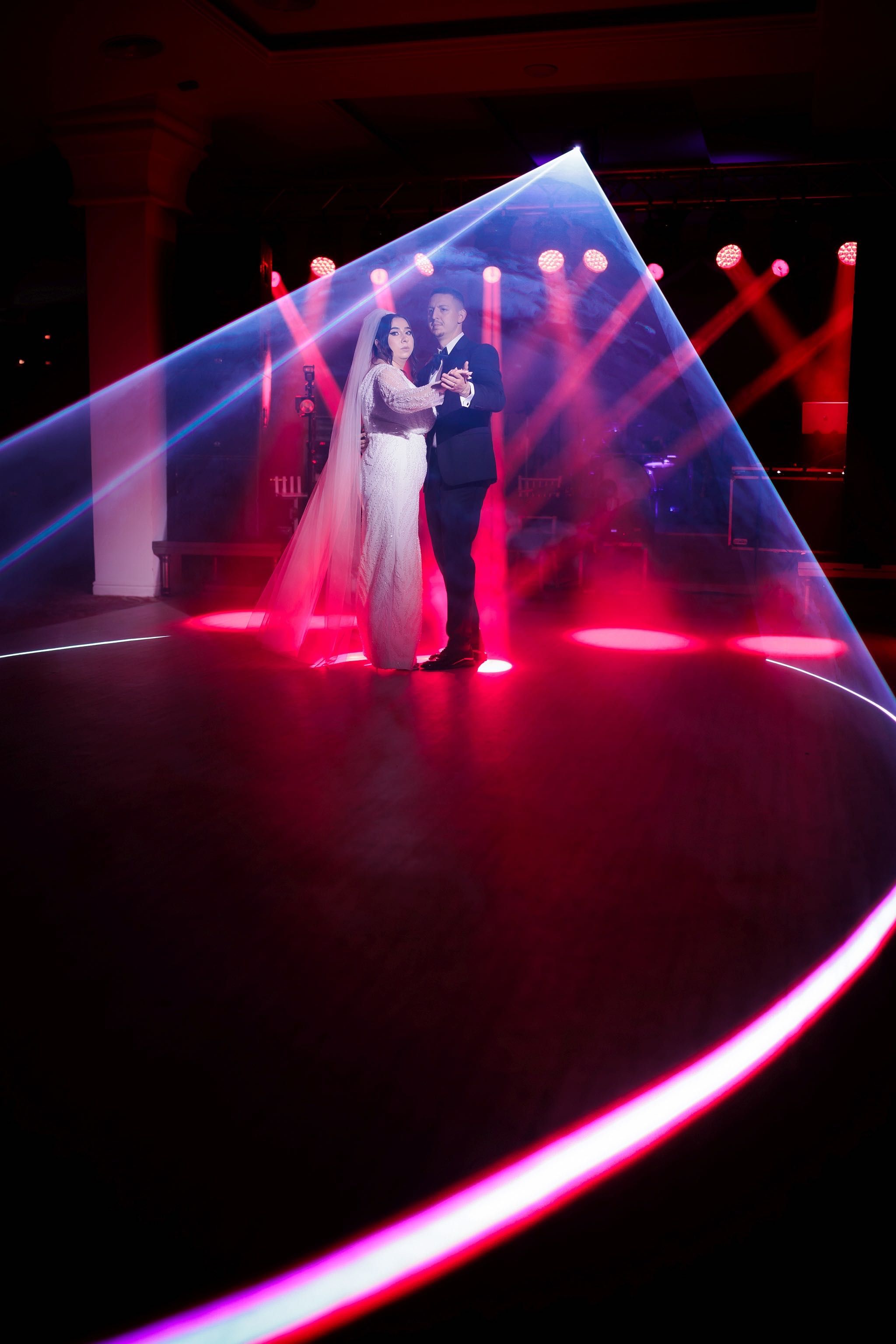 Laser 3D | Cercul Magic | Schela Lumini | Fum Greu | Artificii Vulcani