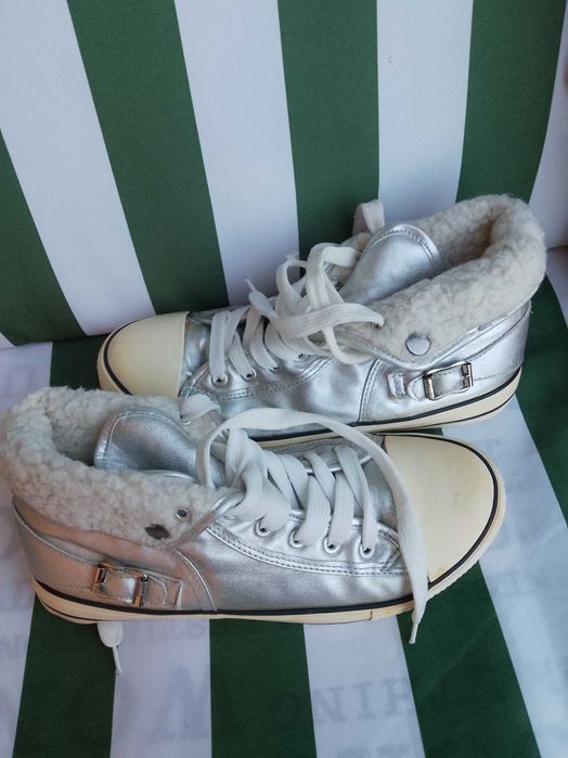 Маратонки използвани, но запазени