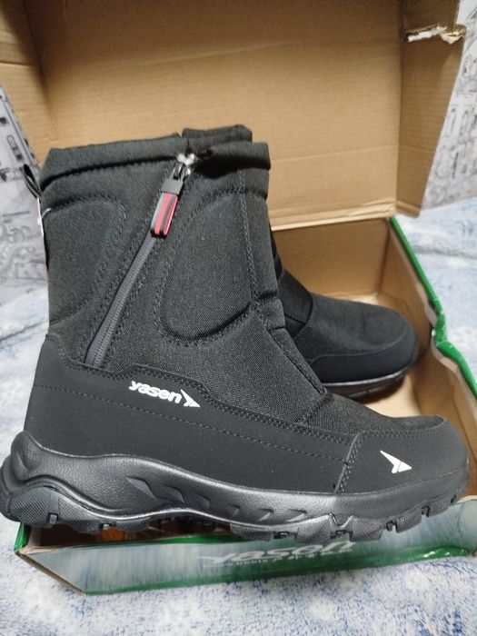 Продам зимние дутыши очень теплые