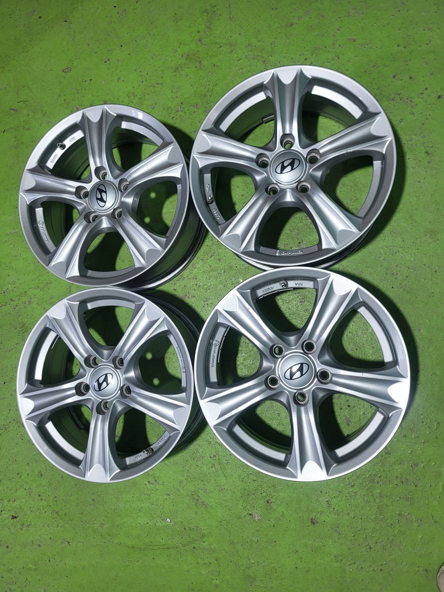 16 5x114.3 Hyundai Kia лети джанти 5х114.3 киа хюндай