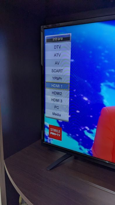 Televizor LED 99 cm