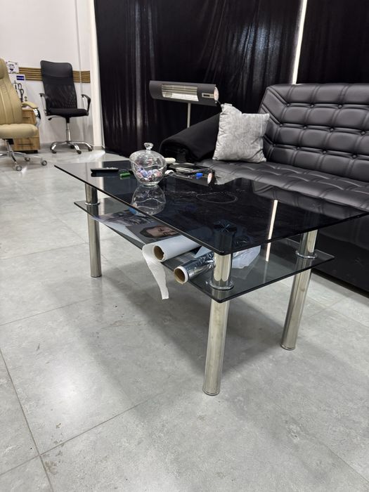 Продается офисная мебель с техникой почти новая