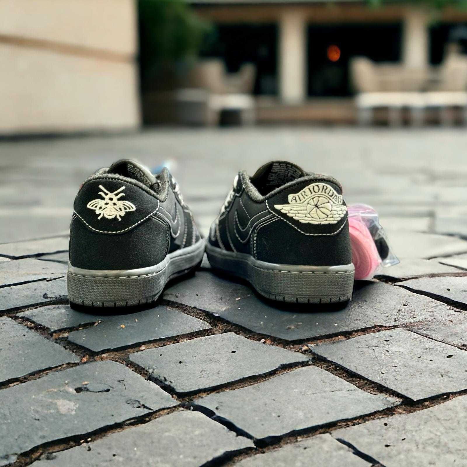 Adidasi Jordan x Travis Scott Air Jordan 1 Low OG "Black Phantom"