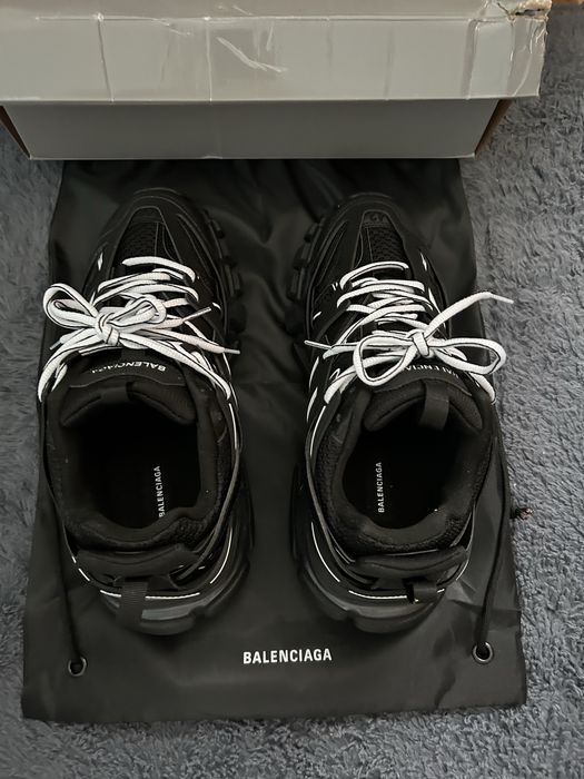 Balenciaga track negru si alb