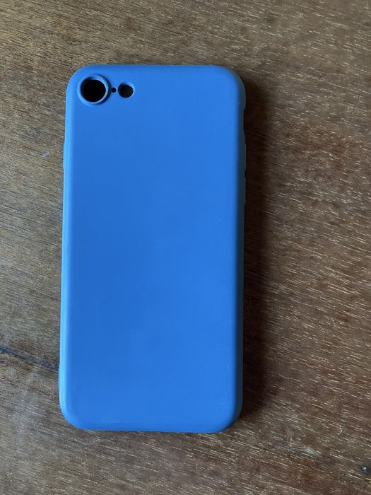 Vand 4 huse iphone 7/8/SE