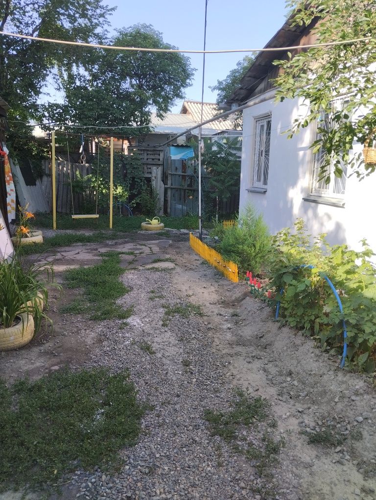 Продам. Третья часть дома.