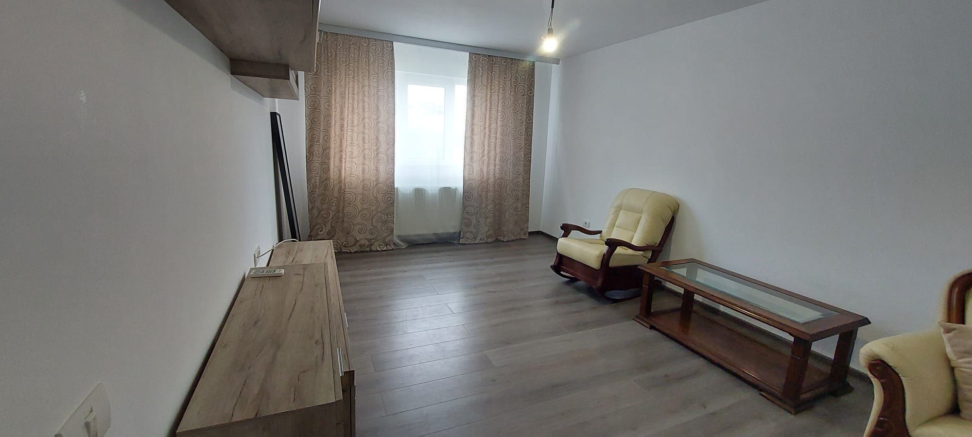 Se închiriază apartament Năvodari