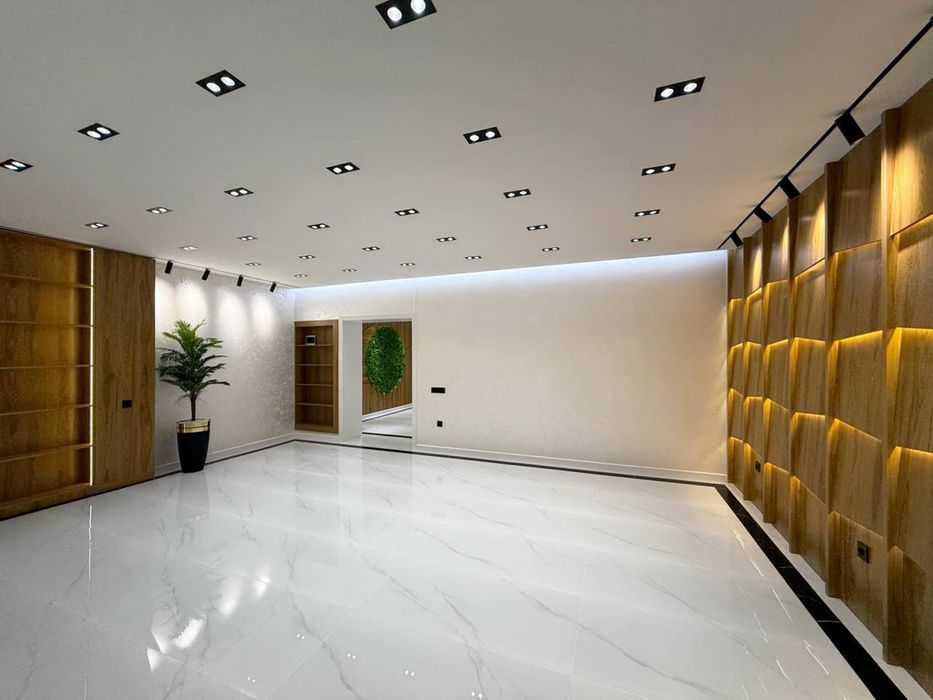 Аренда под Офис Ориентир метро Ойбек 100м2 4000$ торг