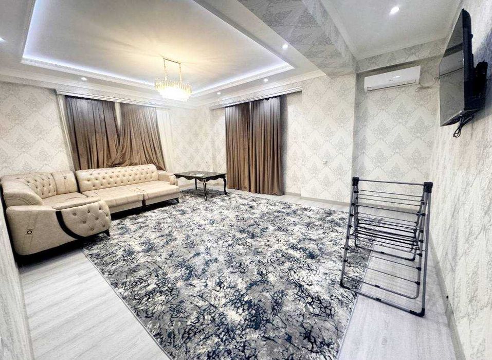 Сдаётся ШИКАРНАЯ квартира на Метро Максима Горького 292*