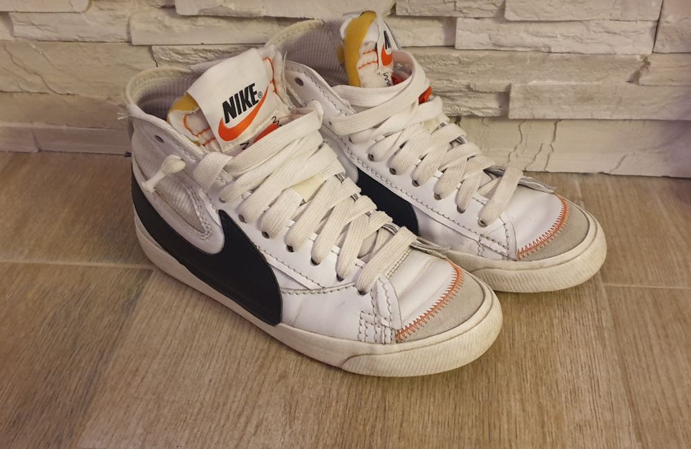 Продавам Оригинални Nike Blazer mid 77 Jumbo номер 38,5