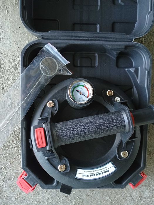 Вендуза с манометър и вакуумна помпа професионални  ф200мм HAWEK