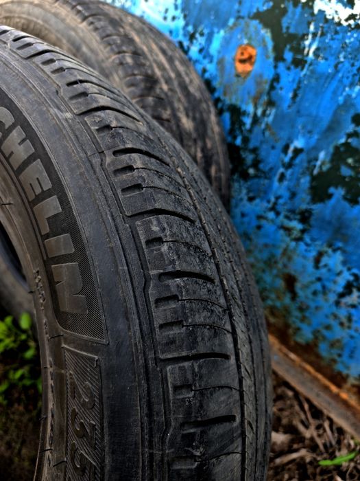 Продам летнюю резину MICHELIN R18