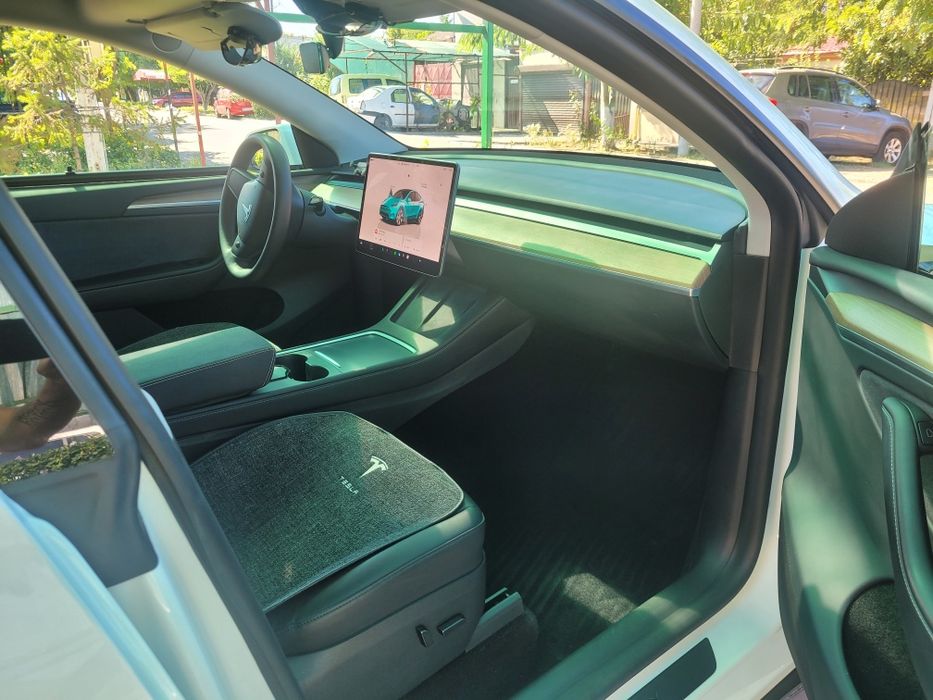 Tesla Y Long range 2023