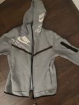 Nike Tech Fleece сив