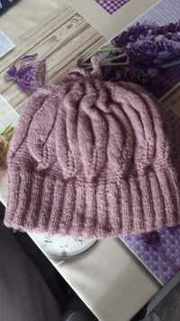 Плетена шапка розова