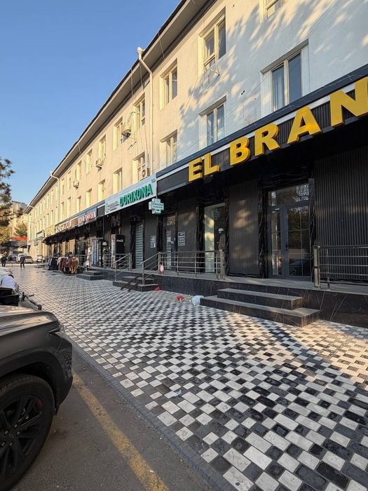 Готовый офис на продажу. Площадь: 450 м²