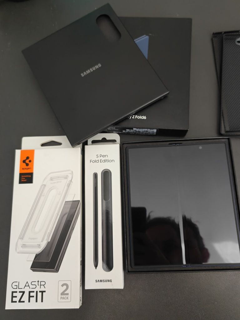 Samsung Galaxy Z Fold 6 Blue impecabil - 256GB cu garanție + accesorii