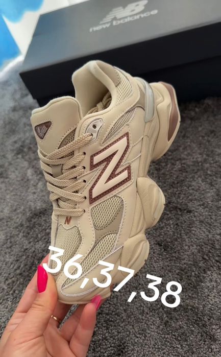 New Balance 9060