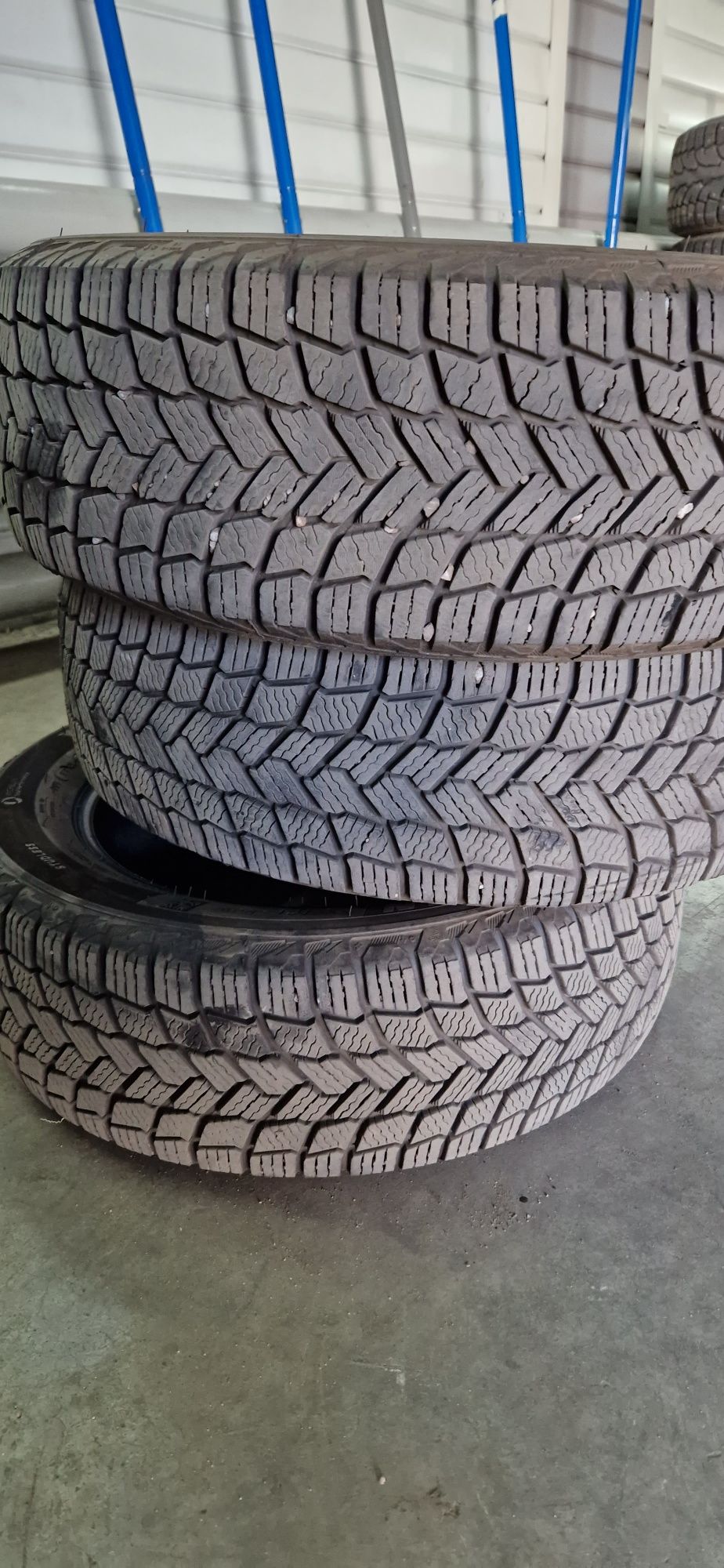 Комплект зимних шин MICHELIN X-Ice Snow 185/65 R15