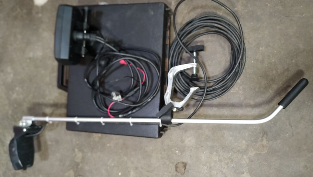 Сонар Garmin Fishfinder 140 , сонда Airmar P58