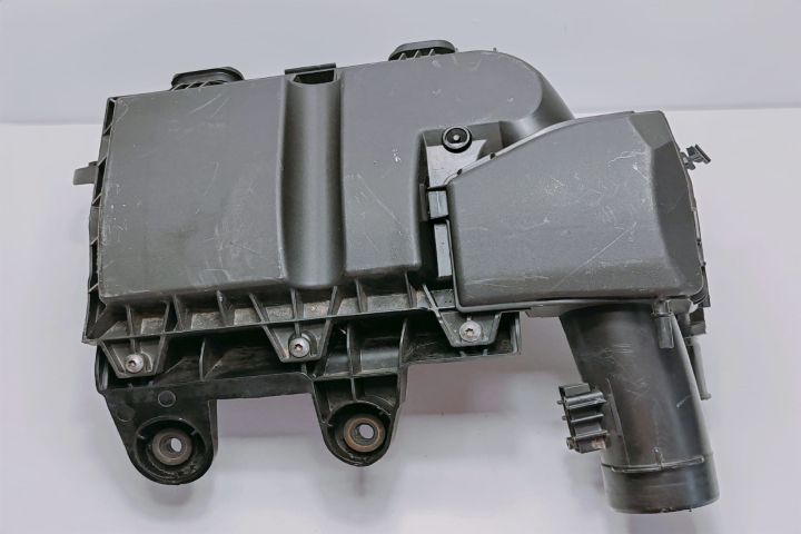 Carcasa filtru aer 9828002080 Peugeot 3008 a 2-a generatie