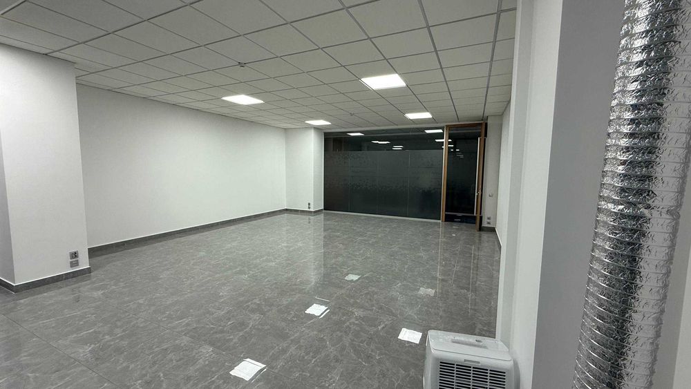 [КМ] СДАМ 65 м2 Бизнес Центр