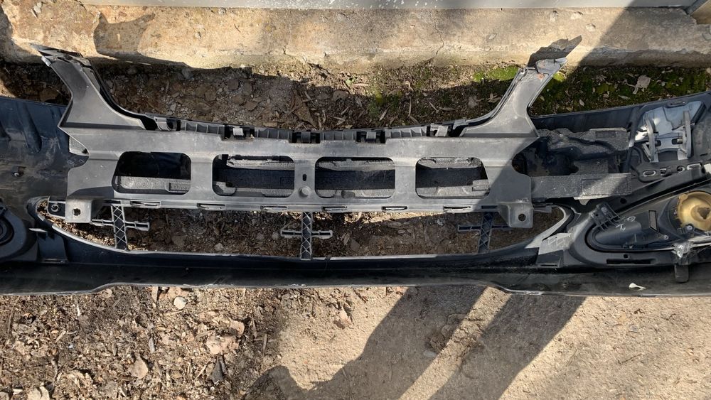 Предна броня за Mercedes w221
