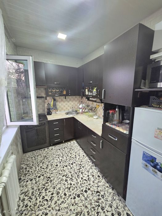 Ттз 4 Продается квартира 1/4/4 балкон 2х3 Улучшенная Планировка