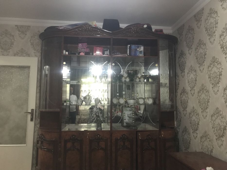 Holati yaxshi faqat servant bitta eshigini oynasi singan