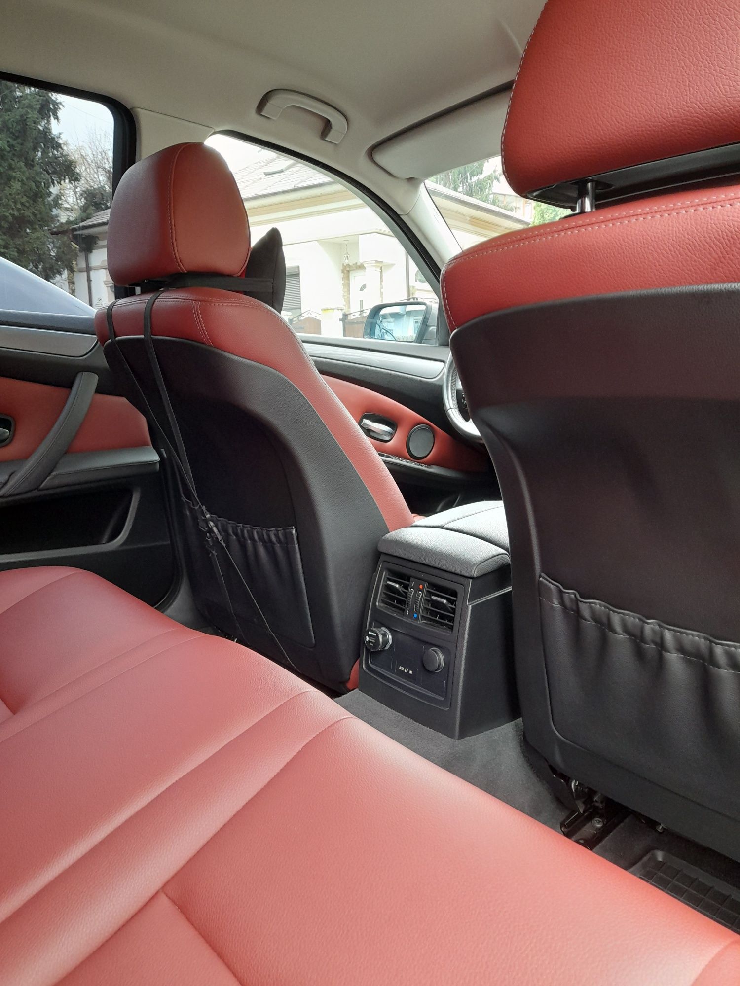 Proprietar vând autoturism marca BMW E60 520d, fabricație 2007