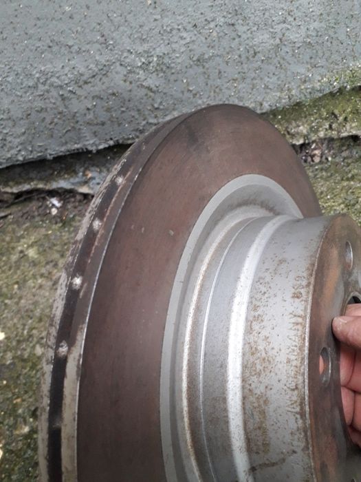 Vand discuri frana spate ventilate, volan bmw e90 91