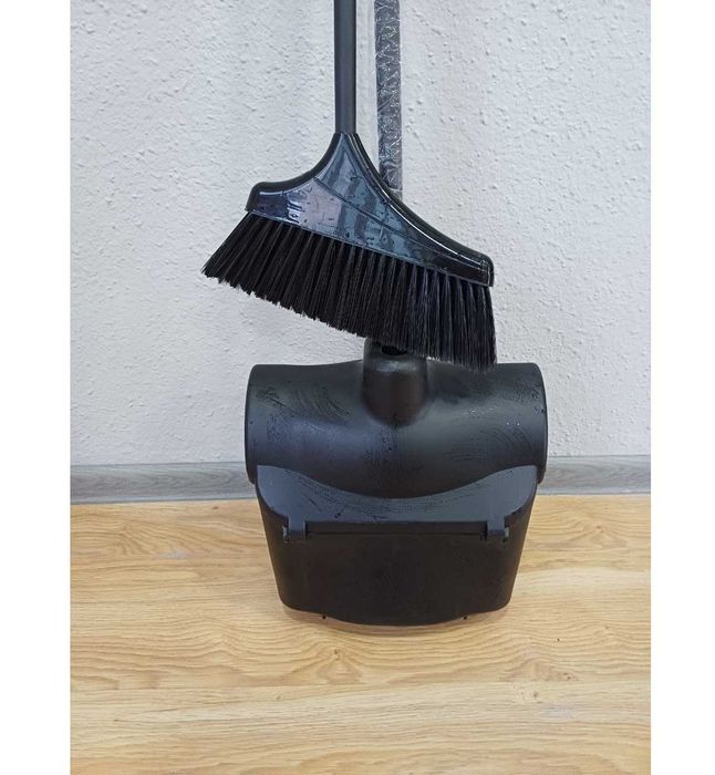 Набор Лень (совок с крышкой на колесиках, веник)  С-019-С022