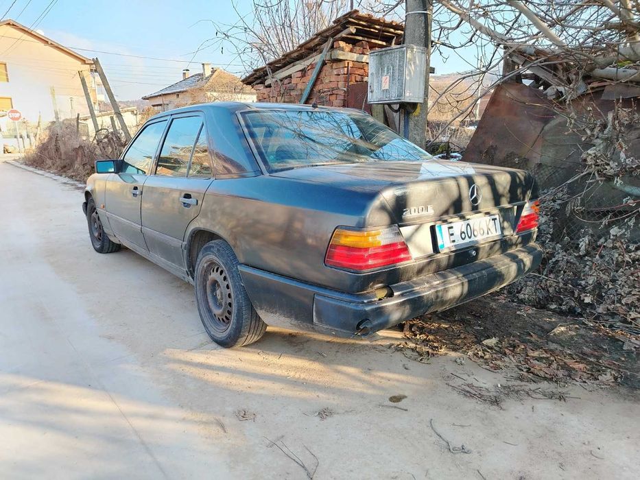 Mercedes 124 e200 122к.с.