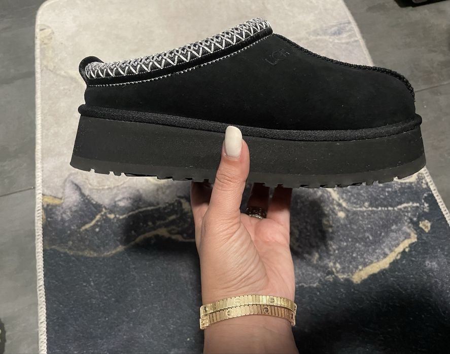 Ugg tazz marimea 38