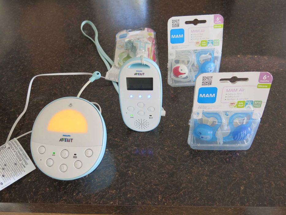 Цифpoв бeбeфoн Philips Avent - DECT 560 SCD560