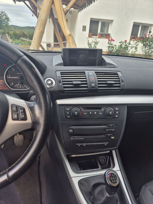 Bmw 120d manuala