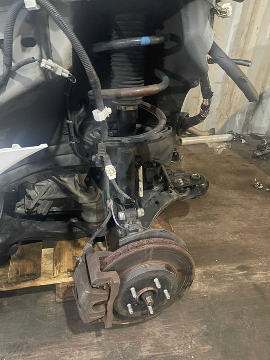 Тормозные диски,супорта,сафа Lexus RX300 RX330 RX350