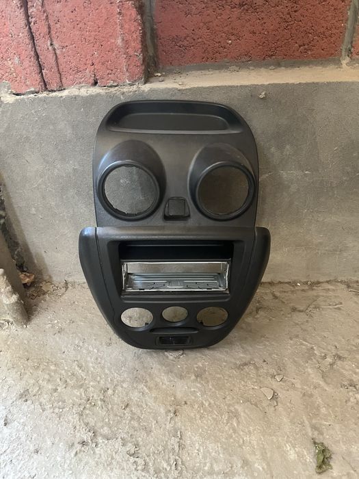 На гранту 2014 каркас салона и магнитафон