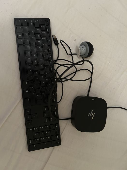 Tastatura, docking station, mouse, boxa