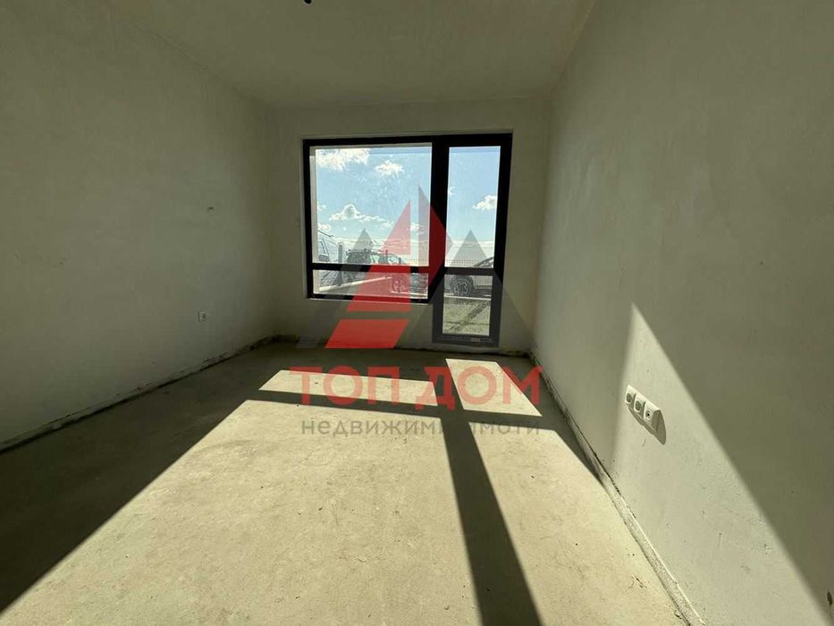 Продава се Двустаен апартамент в Варна, Виница - 95 кв.м за 1400 €/кв.м - Снимка #3