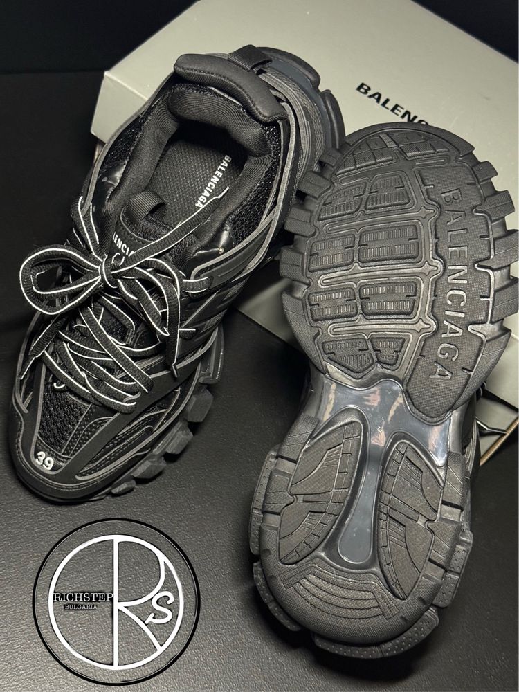 Balenciaga track