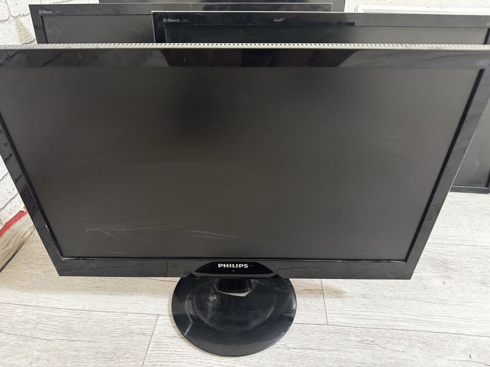 Продам монитор philips