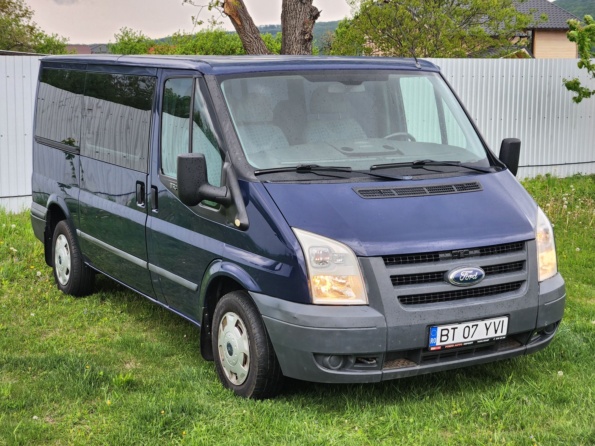 Ford transit, Anul 2010, 8+1 Locuri, inmatriculata recent, Autoturism